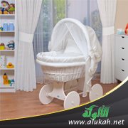 طفلي الأول والمولودة الجديدة
