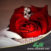أمي تتحكم بحياتي