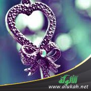 أعجبت بفتاة غير ملتزمة