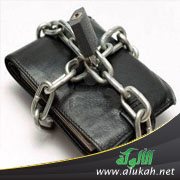 زوجي يبخل على أولاده ويوسع على أهله