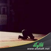 حديث: فإذا مر بالسجدة كبر وسجد وسجدنا معه