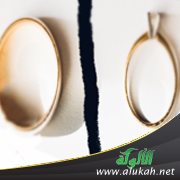 أهلي يريدون أن أفسخ خطبتي