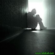 أحس بالوحدة وكره الناس لي