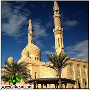 بين عامين