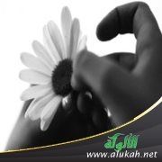 زوجي لا ينجب وأخشى أن يطلقني فهل أستمر معه ؟