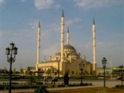 روسيا: خطبة الجمعة بلغه الإشارة لأول مره في الشيشان
