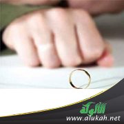 تطليق الابن زوجته بأمر الوالدين بلا سبب شرعي