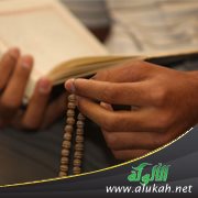 انتظم في كلية الاعتكاف ولو يوما