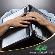أضرار نفسية بسبب خيانة الأصدقاء